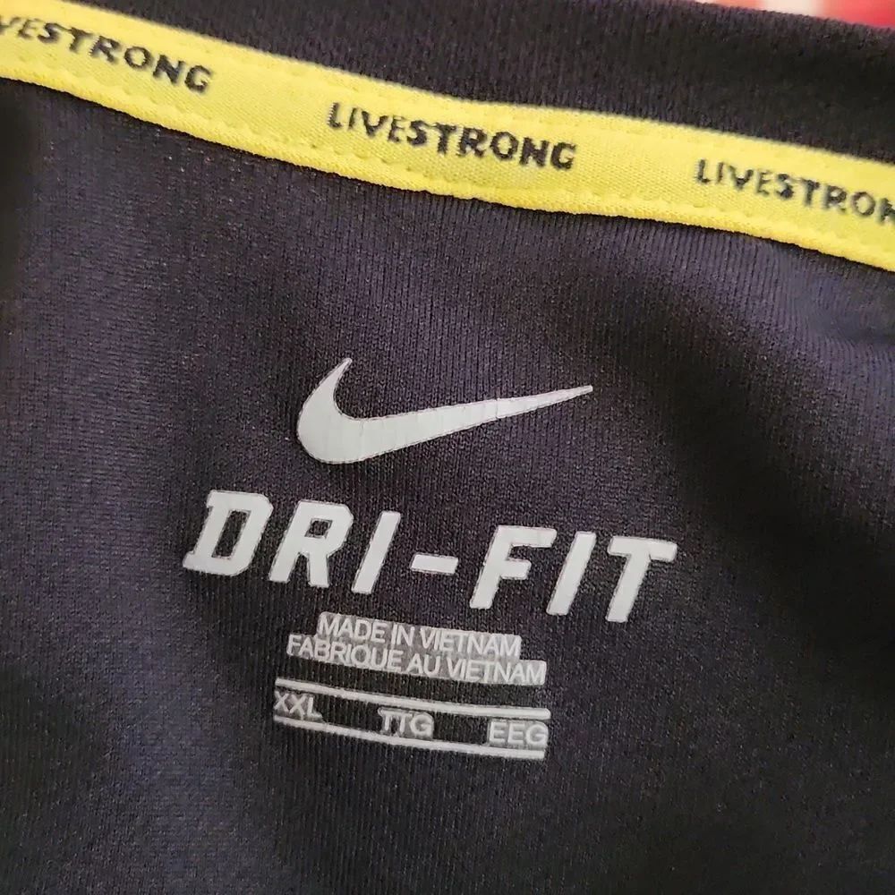 Nike Livestrong Dri Fit Shirt XXL - Picture 6 of 7